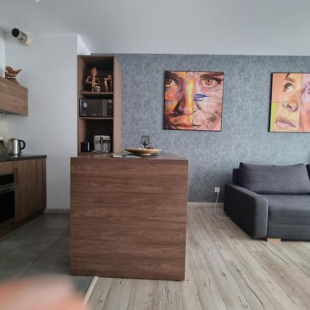 Q Apart Gold-Trzy Pokoje, Manufaktura, Klimatyzacja I Garaz Gratis, Tv Max, Fv, Gwarancja Zadowolenia Łódź Extérieur photo